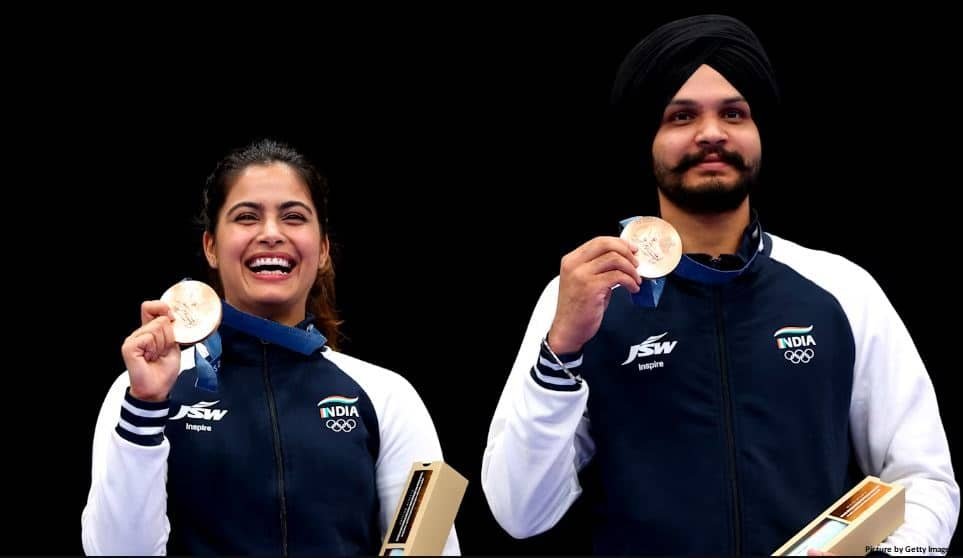 Manu Bhaker-Sarabjot Singh With bronze Medal in 10m air Pistol Mixed Team Shooting