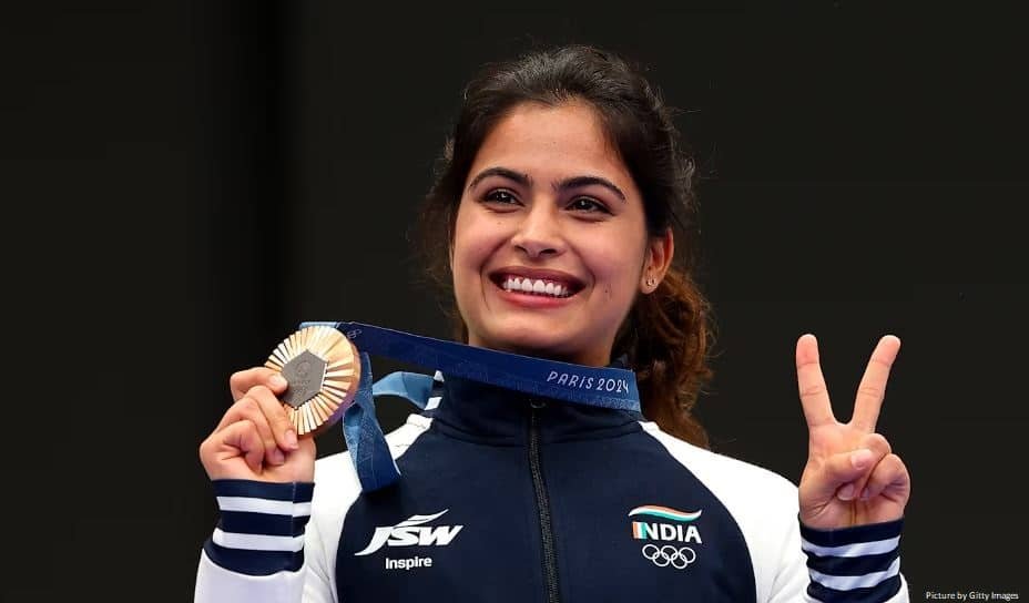 Manu Bhakar Wins Bronze Medal in Womes's 10m air pistol